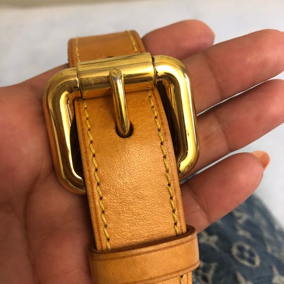 Authentic LV - Picture 5 of 8